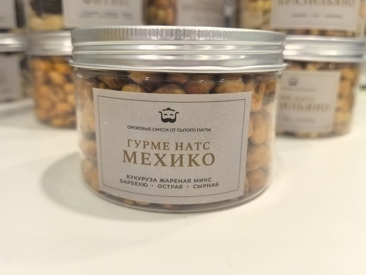 Банка Гурмэ Натс Мехико крупным планом
